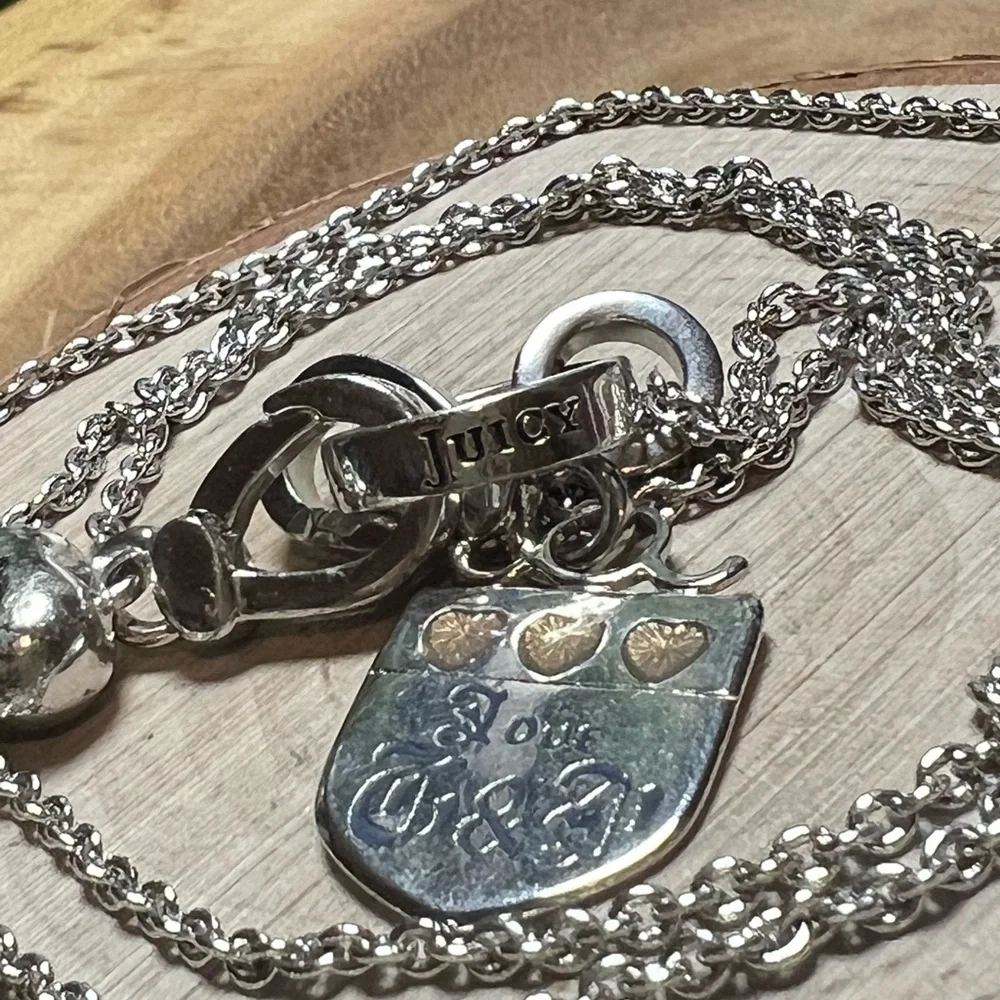 VTG| Juicy Couture Necklace + Charms 💚✨